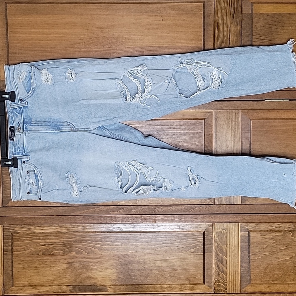 Abercrombie & Fitch Annie High Rise Girlfriend Destructed Denim Jeans Sz 32